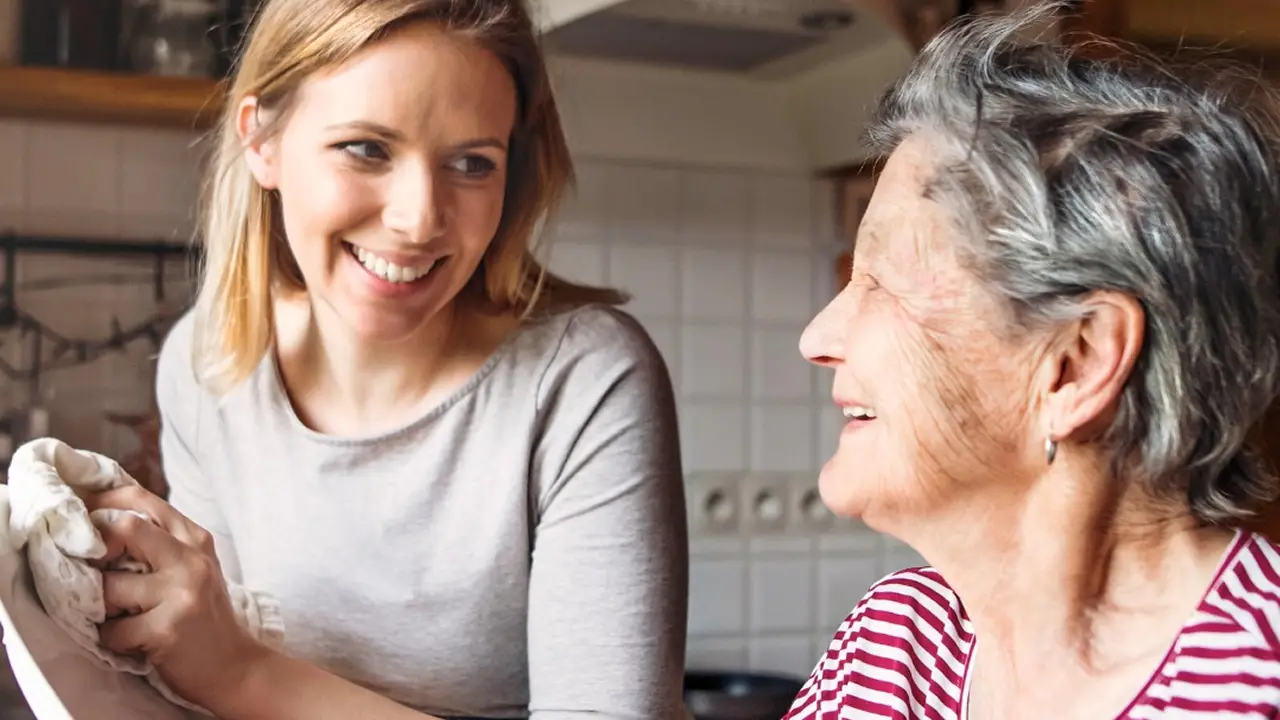 imagen How Does Light Housekeeping Improve Safety for Seniors at Home_imagen How Does Light Housekeeping Improve Safety for Seniors at Home_